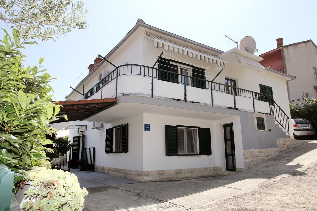 Apartment Eva Trogir Eksteriør bilde