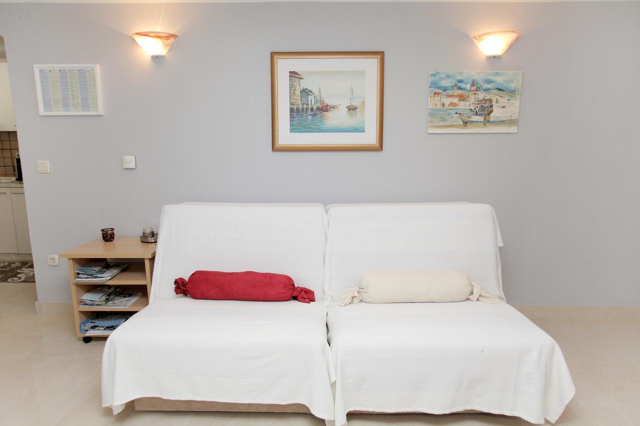 Apartment Eva Trogir Eksteriør bilde